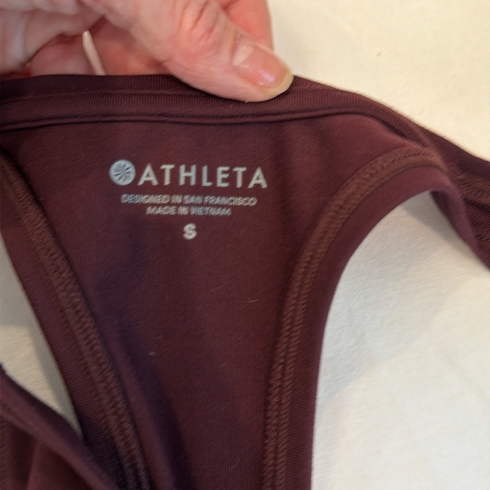 Workout top - Picture 4 of 4